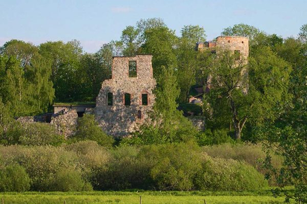 Mörby slottsruin, Fasterna, Rånäs